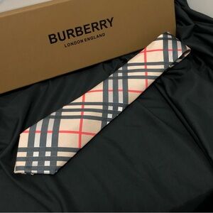 Burberry Men’s Tie